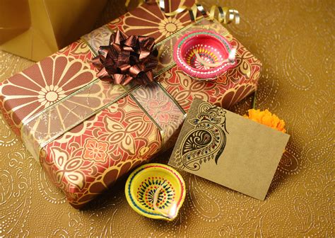 23 Gift Hampers To Make Your Diwali 2021 Even More Memorable