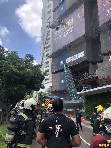 台中七期31樓豪宅建案突竄火煙 緊急出動雲梯車救援 社會 自由時報電子報