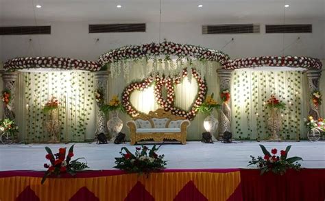 Pin By Ganesh Patil On Wedding Decorations Stage Decorations Stage