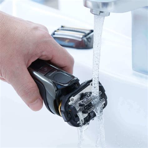 ES-LV6Q 5-Blade Rechargeable Electric Shaver | Panasonic Australia