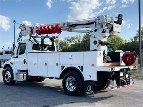 Terex Utilities Commander 4047 Digger Derrick On 2023 Freightliner