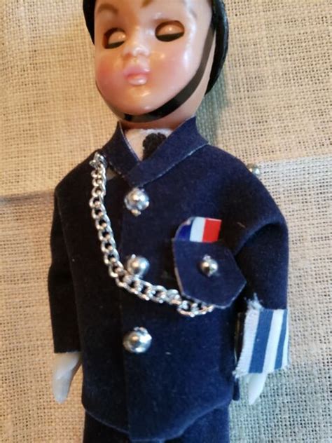 Vintage Old 1960 Policeman London Bobby England World Wide Doll Club