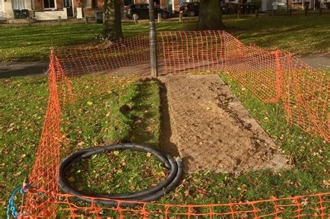 Work Begins To Install Cctv Cameras In Hinckley S Queen S Park After