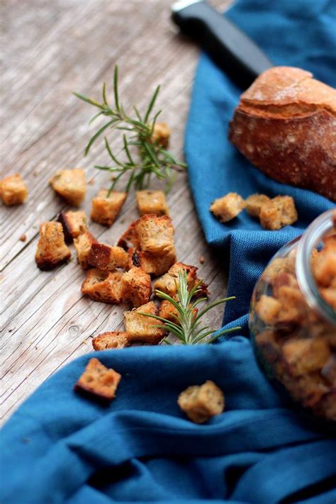 Croûtons maison à l ail et aux herbes de provence du bio dans mon bento