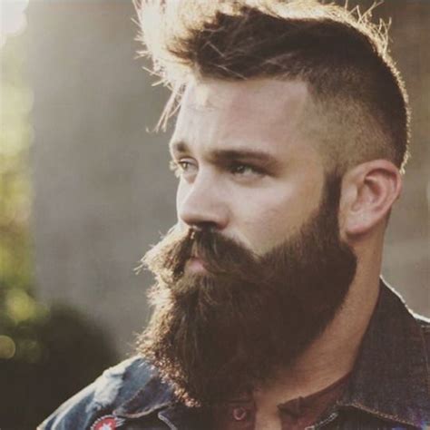 Beards Carefully Curated — Jacob Estilos De Cabelo E Barba Barba E