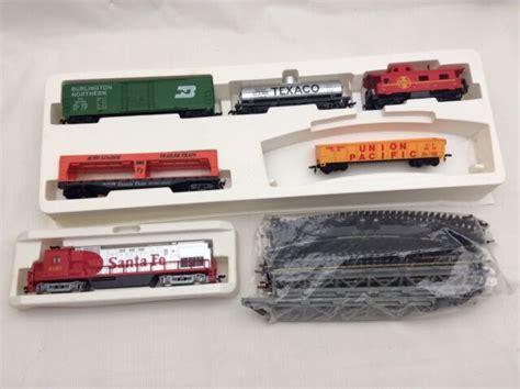 Vintage Tyco Santa Fe 72 Train Set For Sale Online Ebay