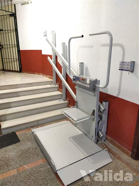 Plataforma Salvaescaleras Spatium Para Comunidad De Vecinos Sevilla