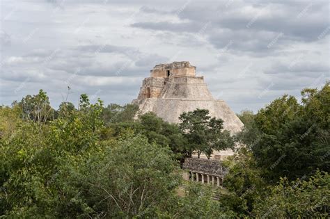 Premium Photo | Uxmal temple complex in yucatan mexico grey sky