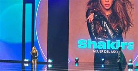 Bravo Shakira gana premio a Mujer del Año en los Billboard Mujeres