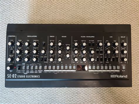 Roland SE 02 Boutique Series Synthesizer Module Reverb