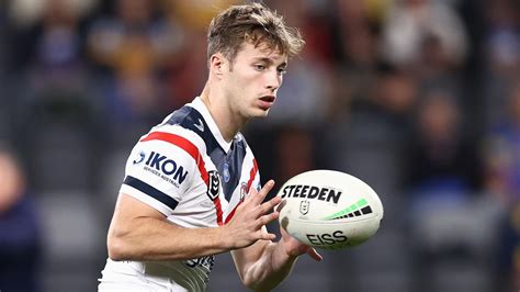 Nrl Transfer Market Sam Walker To Stay With Roosters Angus Crichton