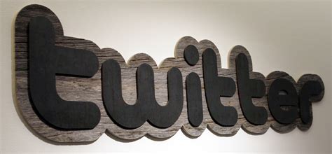 Dos turistas, detenidos en Estados Unidos por bromear en Twitter