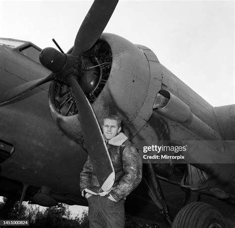 16 Raf Bovingdon Stock Photos High Res Pictures And Images Getty Images