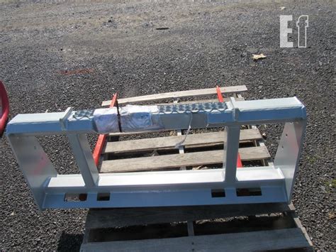 Ez Bale Handler 2 Spear Rigid Uni Qa Bale Spear Auctions Equipmentfacts