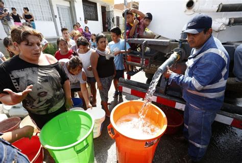 Piuranos Sufren Más de 13 Mil Horas sin Agua en 2024 La Peor Crisis en