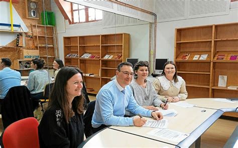 À Morlaix signature dun partenariat entre le Résam et Unik