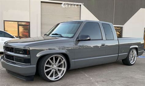 1995 Chevrolet C1500 with 22x9 1 US Mags Rambler and 235/30R22 Venom Power Ragnarok Zero and ...