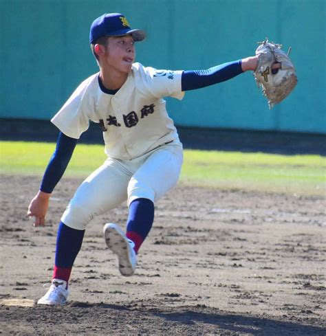 ＜熊本国府・飯塚＞7回1失点の好投だった熊本国府の坂井 ― スポニチ Sponichi Annex 野球