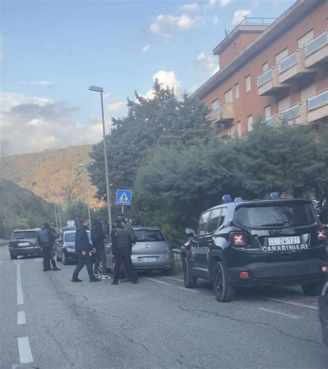 SPARATORIA A SUIO TERME CARABINIERE UCCIDE DIRETTORE DELL ALBERGO E