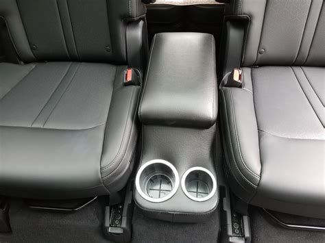 Nd Row Center Console For Captains Chairs Kia Forum