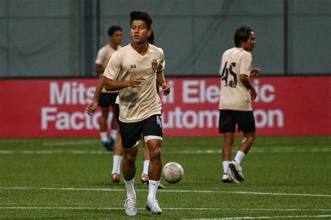 Football Myanmar Winger Hein Htet Aung Wants To Win For His Countrymen