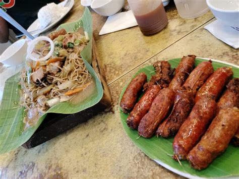 The Famous Pansit And Longganisang Lucban The Filipino American Post