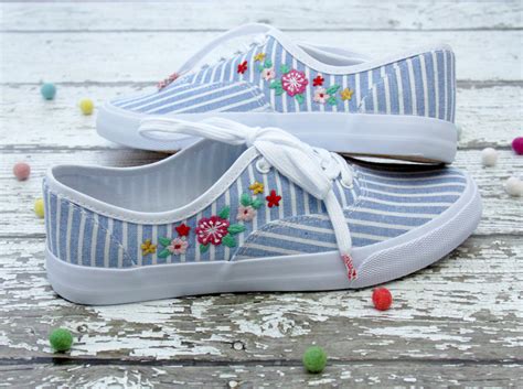 DIY Floral Embroidered Shoes