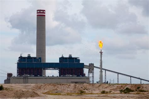 Coal Fired Electric Power Plant Stock Image Image Of High Stacks