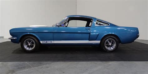 Shelby Mustang GT350 is Award-winning, Classic Collector's Dream