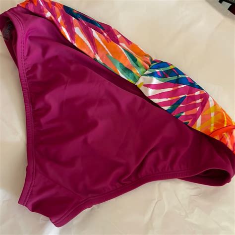 2 Pc Bikini Set Nearly New Superior Condition Gem