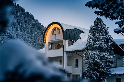 Apartments In Alta Badia Dalanat A Corvara