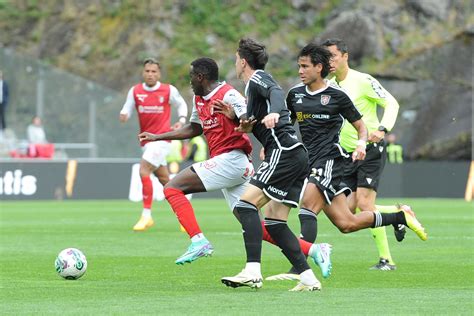 SC Braga vence Casa Pia e continua na perseguição ao FC Porto Diário