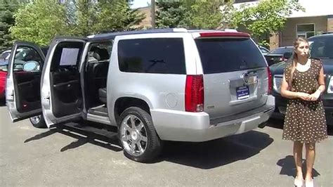 Virtual Video Walk Around Of A Cadillac Escalade Esv At Michael S