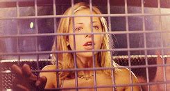 SMG as Helen Shivers Gifs - Sarah Michelle Gellar Fan Art (36373430 ...