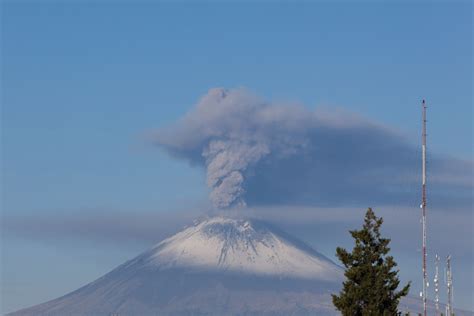 Revisan Rutas De Evacuaci N En Popocat Petl Por Aumento De Su Actividad