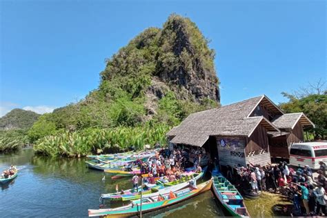 Jalan Panjang Rammang Rammang Menuju Ekowisata Antara News