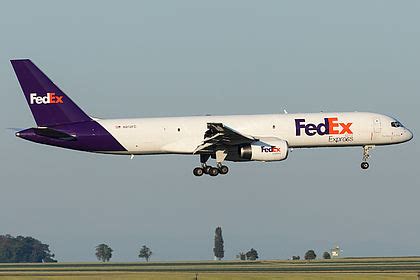 N912FD FedEx Express Boeing 757 28A SF