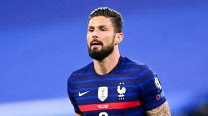 Olivier Giroud Les Internautes Bluff S Par Sa Ressemblance Avec Son