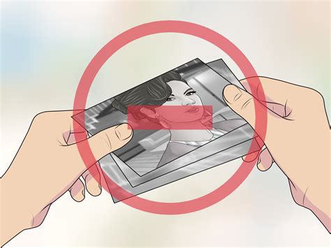 3 Ways to Clean Old Photos - wikiHow