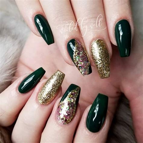 Elegant Emerald Green Nails Designs For You Emerald Nails Gold Nail Designs Green Nail Designs