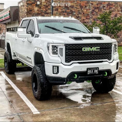 2020 GMC Sierra 2500 HD With 20x12 44 Hostile Predator And 38 14 5R20