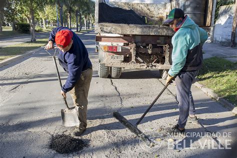 Se Cumplen Tareas De Bacheo En Calles Con Asfalto Municipalidad De