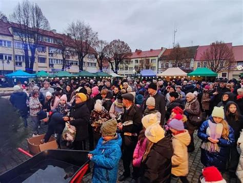 Jarmark adwentowy święto smaków i rękodzieła ZDJĘCIA