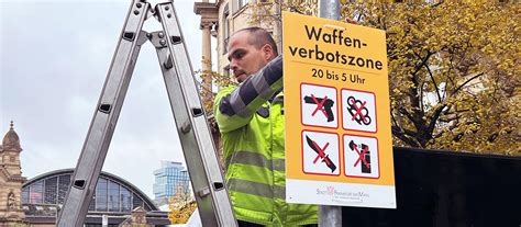 Ab Jetzt Sind Waffen Und Messer Im Frankfurter Bahnhofsviertel Verboten