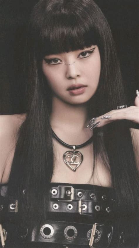 BLACKPINK JENNIE BORN PINK ALBUM PHOTO BLACK VERSION Photo Black