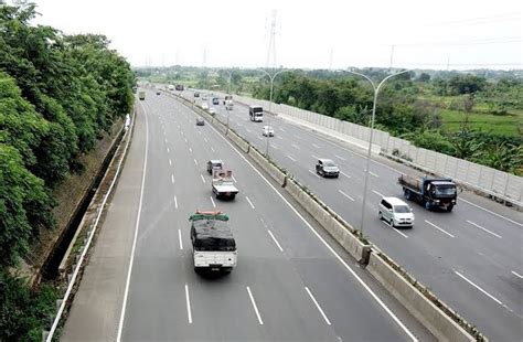 Tahun Baru 2023 Tarif Tol Tangerang Merak Naik Ini Tarifnya