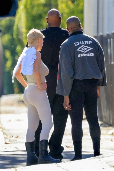 Pin By Siera Stiles On Quick Saves Yeezy Fashion Wetsuit Girl Kim