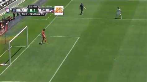 Goleiro argentino faz gol contra bizarro na MLS Assista e tente não