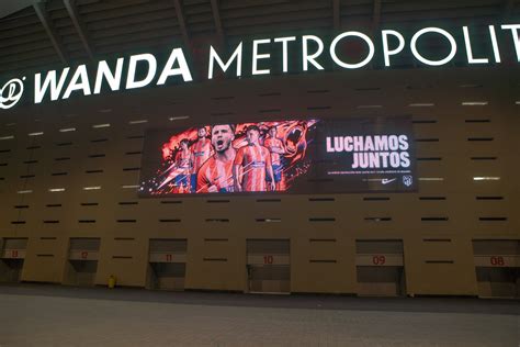 Transparent Led Media Fa Ade Atl Tico Madrid