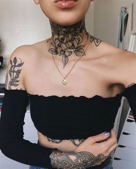 Tatuajes En El Cuello Para Las Que Les Gusta El Malianteo Es La Moda